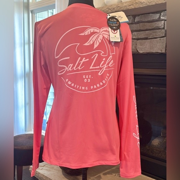 Salt Life UVAPOR performance Fabric UV 30 sun protect top,quick dry,soft,stretch - Picture 1 of 14